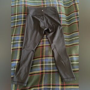 Lululemon size 8-10 women’s Black High-Waisted Leggings